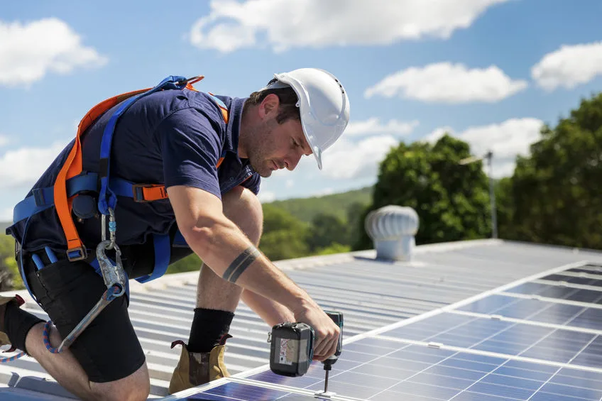 Maison équipée de panneaux solaires